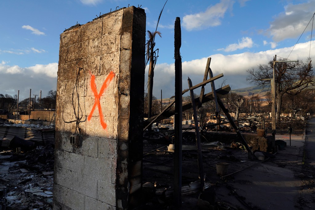 Searchers marked an X on a building when no survivors or bodies were found. The block-by-block search of the burn zone took several weeks. (Kevin Fujii/Civil Beat/2023)