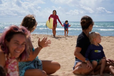Surfing Moms Help Each Other Get ‘The Purest Kind Of Therapy’