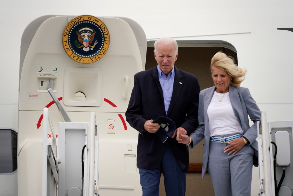 President Joe Biden and Dr. Jill Biden arrive Monday, Aug. 21, 2023, in Kahului. The Biden are touring areas of Maui affected by wildfires. (Kevin Fujii/Civil Beat/2023)