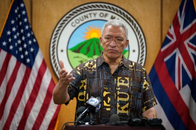 The Sunshine Blog: Secrecy Gone Awry And A Distinctive Aloha Shirt