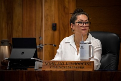 The Government Relations, Ethics and Transparency Committee, chaired by Nohelani U‘u-Hodgins, heard from the public Monday as the county develops a resiliency plan in response to the August wildfires. (Nathan Eagle/Civil Beat/2023)