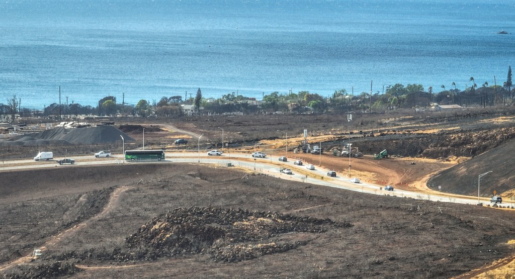 Keawe Street heads into and out of Lahaina on the north side. (Nathan Eagle/Civil Beat/2023)