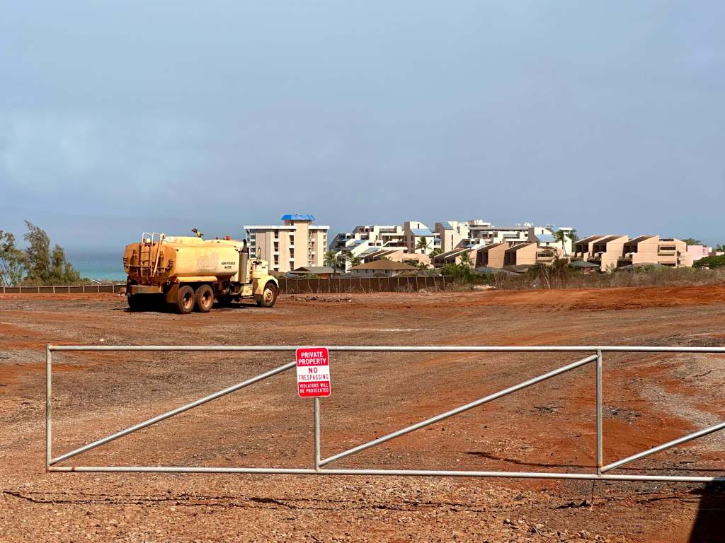 Construction crews work at the Pulelehua development in Kapalua in West Maui in October. (Nathan Eagle/Civil Beat/2023)
