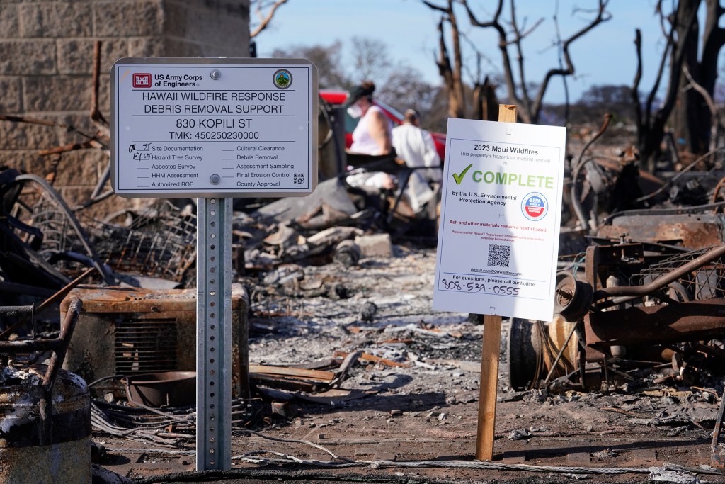 As residents began to spend more time in areas leveled by the fire, officials continued to warn of the health risks associated with toxic ash and other chemicals left behind by the fire. (Kevin Fujii/Civil Beat/2023)