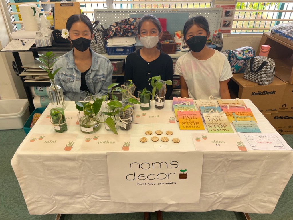 Waialae Elementary Public Charter School market day Catherine toth fox column
