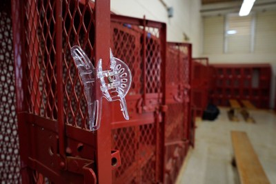 Gender Inequalities Persist In Hawaii High School Sports 6 Years After Locker Room Scandal