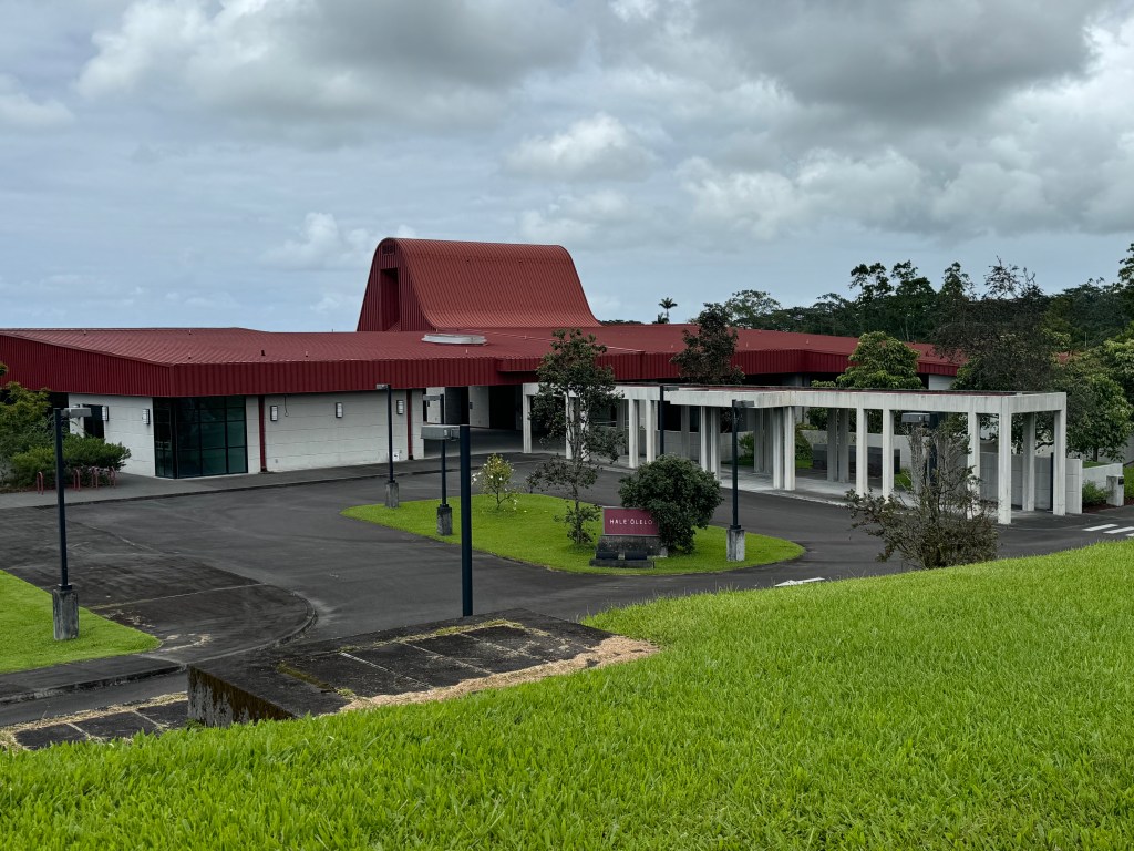UH Hilo's College of Hawaiian Language prepares teachers to receive certifications in Kaiapuni education.