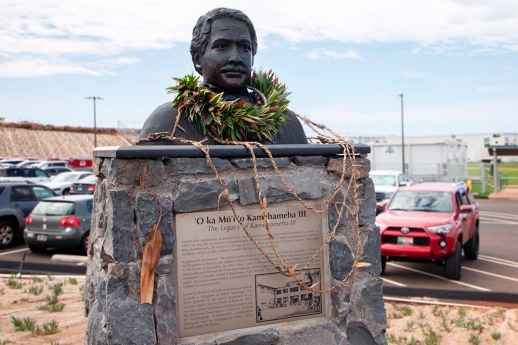 King Kamehameha III’s bust now sits at the elementary school’s temporary Pulelehua campus Monday, March 25, 2024, in Lahaina. Kam3’s building was destroyed the Aug. 8 fire. (Kevin Fujii/Civil Beat/2024)