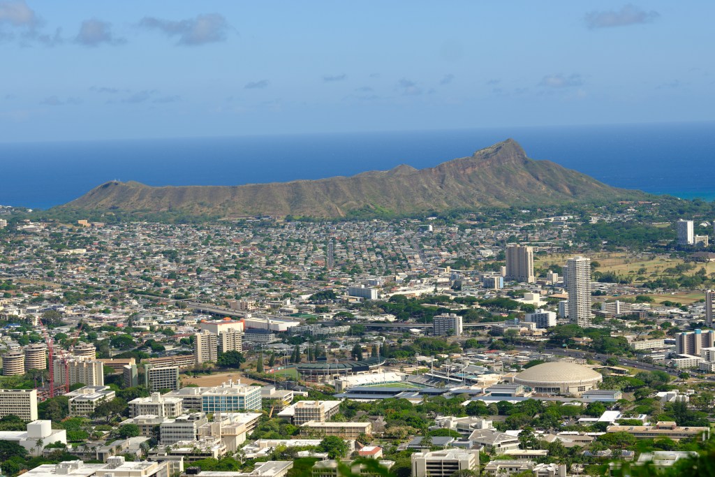 The view of the eastern side of Honolulu from the Tantalus Viewing area photographed July 22nd, 2024 (David Croxford/Civil Beat/2024)