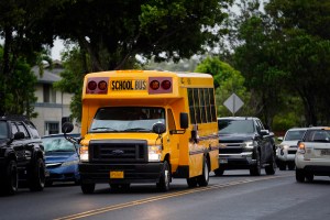 Hawaiʻi DOE Spending More On Buses For Fewer Students
