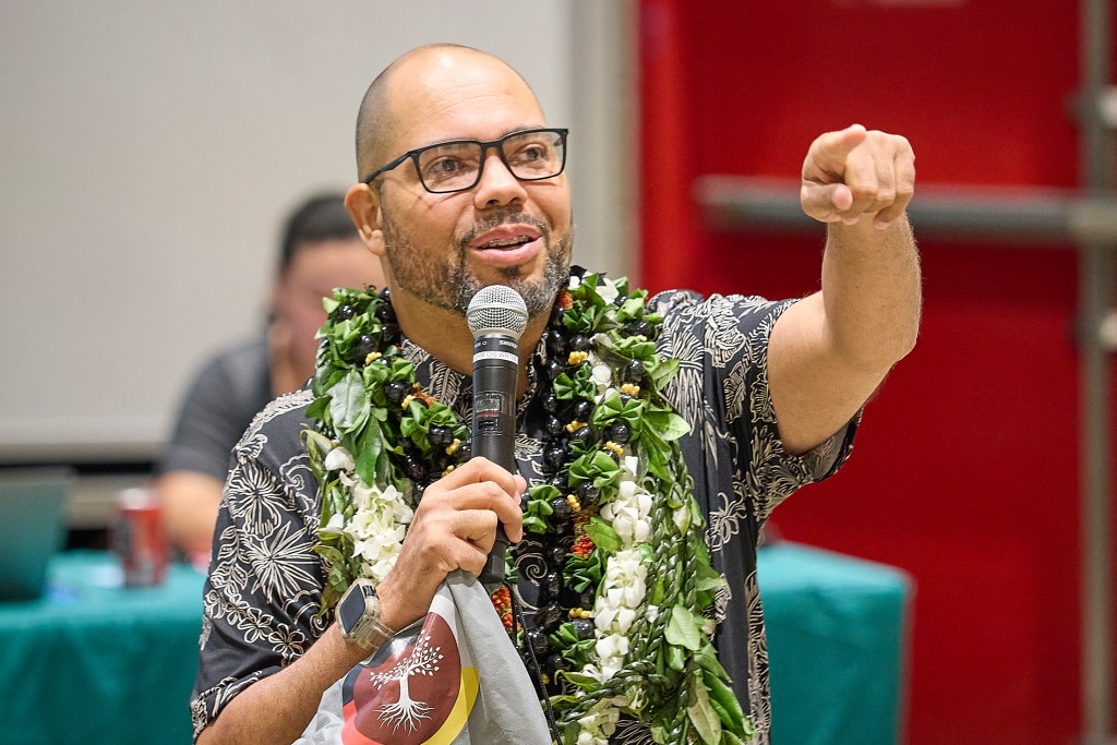 The search for a new University of Hawaii President appears to have been reduced to two candidates. One of those candidates, Julian Vasquez Heilig, visited most of UH’s campuses in a whirlwind visit on 9.30.24 and 10.1.24. During his time at the Manoa main campus he met in a public forum with approx 110 attendees and expressed his hopes and aspirations for the university moving forward.(David Croxford/Civil Beat/2024)