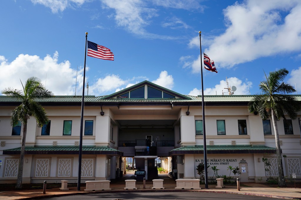 Kauai County’s Ka Hale Māka’i O Kaua’i building is photographed Wednesday, Oct. 9, 2024, in Lihue. This complex houses the Kaua’i Police Department among other county-run groups. (Kevin Fujii/Civil Beat/2024)