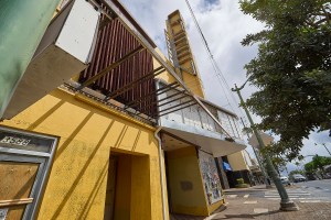 How Kaimuki’s Queen Theater Went From Playhouse To Porn Hub