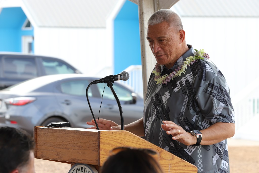 Richard Bissen said at the FEMA Kilohana Temporary Housing blessing that the project also symbolizes the strength of Maui’s community and government agencies working together to come back from a disaster. (Léo Azambuja/Civil Beat/2024)