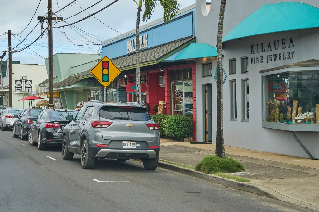 Store Fronts and color in Kapaa, Kauai (David Croxford/CivilBeat/2025)