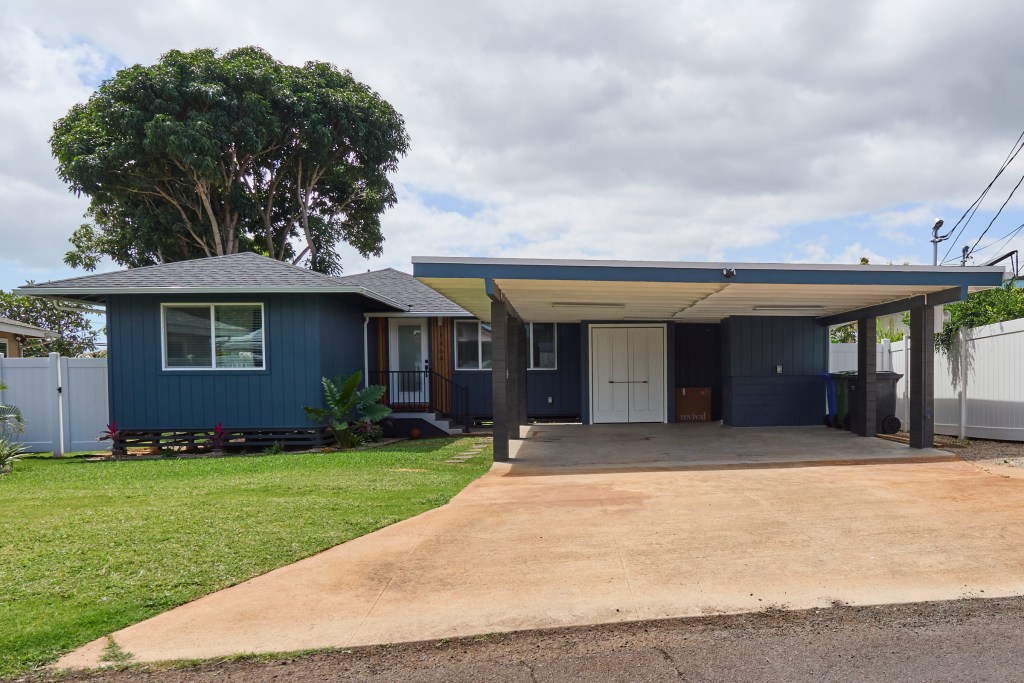 A home at 1464 Kaleilani Street, Pearl City renovated by Renovation Hawaii for inclusion in the HGTV series.  Photographed Thursday February 20th, 2025 (David Croxford/Civil Beat/2025)