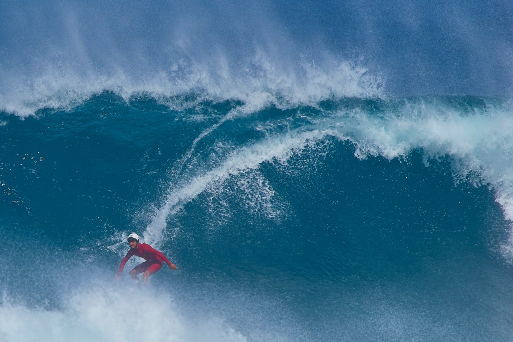 ThursdayÕs North Shore Surf was running in the 6-10ft Hawaiian range and many of the local surfers took advantage of the late season swell to practice their craft. Photographed Thursday February 20th, 2025 (David Croxford/Civil Beat/2025)