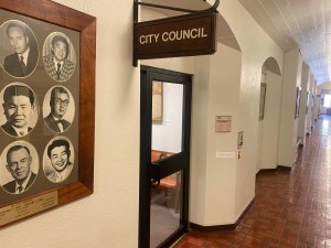 Here Are The Texts A Honolulu Official Sent Threatening Funding Over Vote