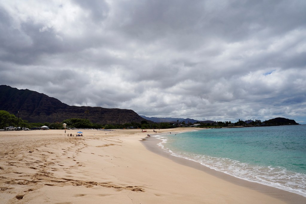 The area where an alleged street gang from Mākaha called the Shark Boys, also goes by SB, and is formerly known as Brothers by Heart or BBH, is photographed Wednesday, Aug. 13, 2025, in Mākaha. Gang members were allegedly involved in a shooting on Lahaina Street in May and at Mākaha Beach park in 2023. (Kevin Fujii/Civil Beat/2025)