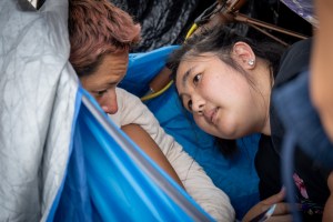 Struggling And Lost On Oʻahu’s Streets, Woman Says Yes To Help