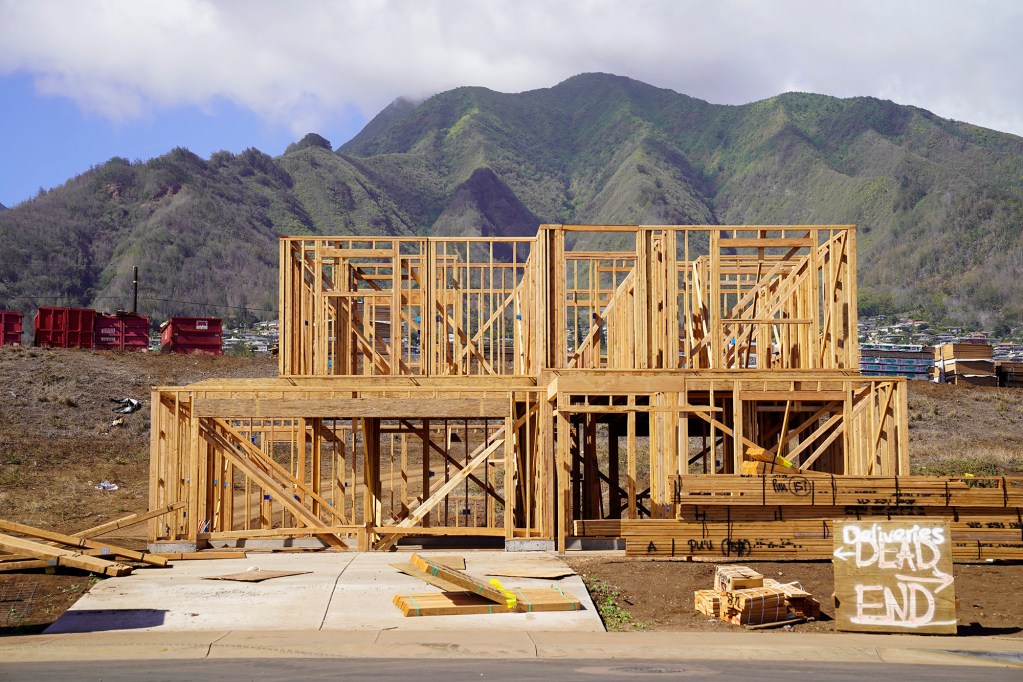 A Puʻuhona subdivision home under construction is photographed Saturday, Dec. 6, 2025, in Wailuku. (Kevin Fujii/Civil Beat/2025)