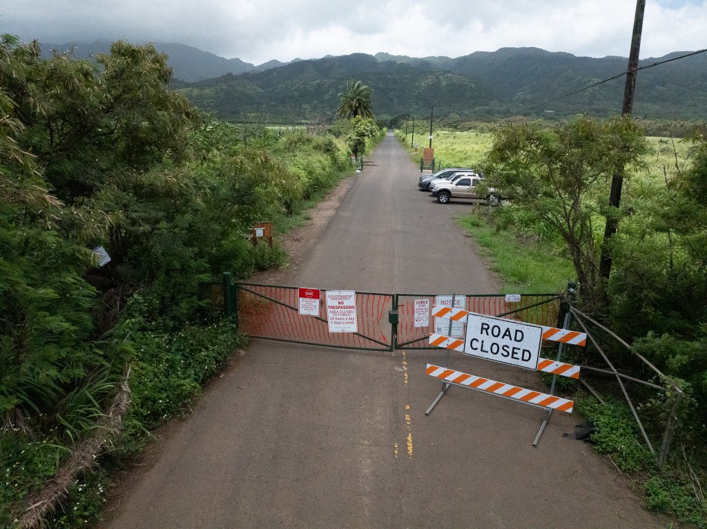 The Mokulēʻia Forest Reserve Access Road remains closed to most vehicular traffic May 20, 2026. (Craig Fujii/Civil Beat/2026)