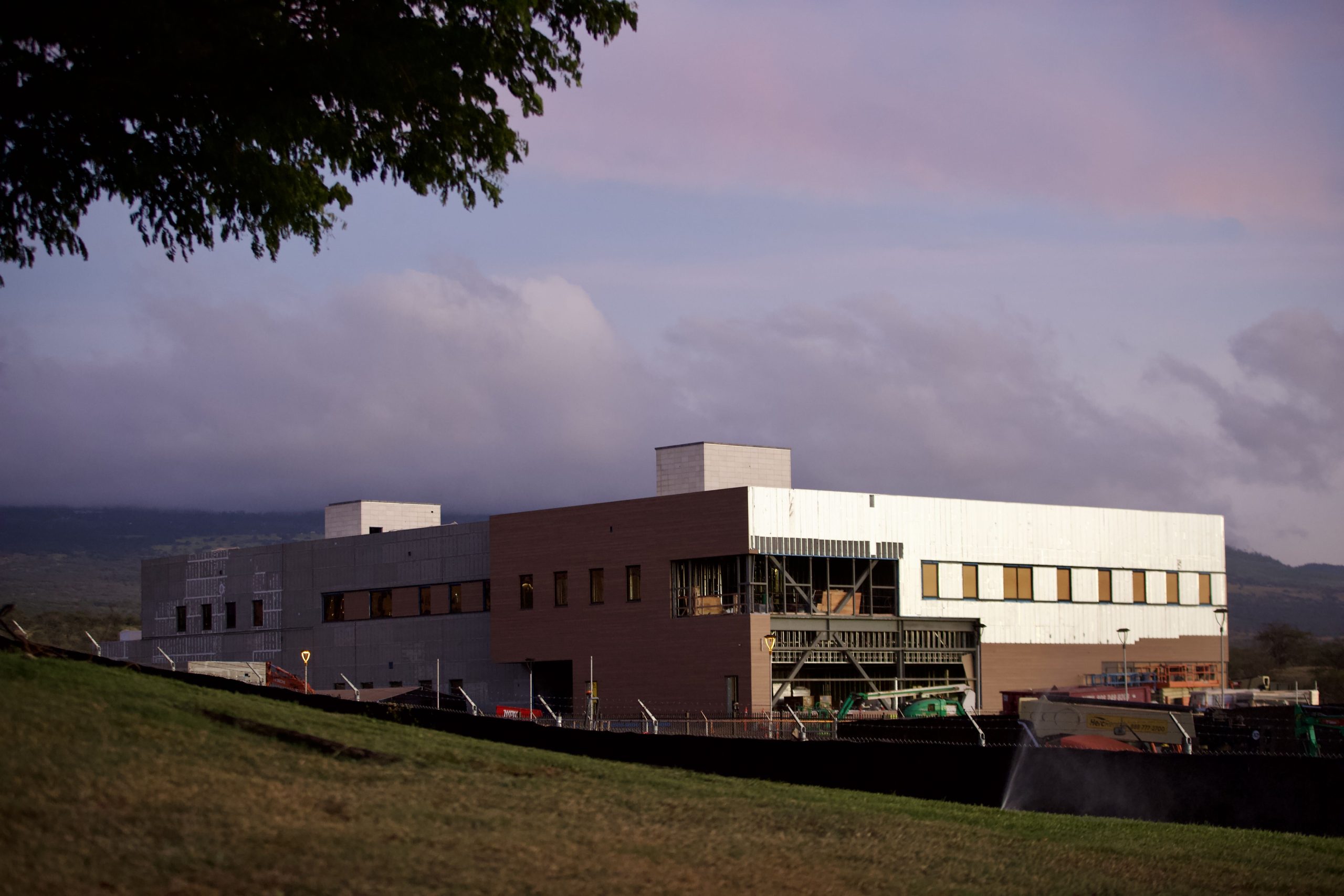 Construction Of Military Data Center On Maui Alarms Residents