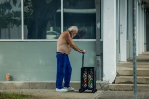 Hotter Than Ever: Hawaiʻi Preps Kūpuna For Extreme Heat